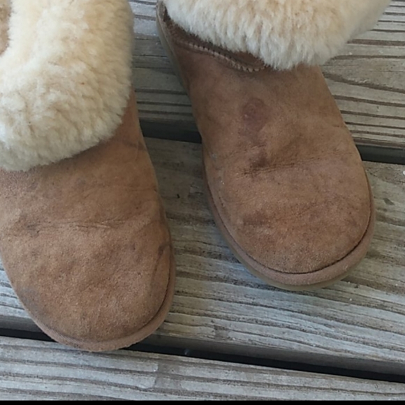 UGG one button Bailey boots - Picture 7 of 8